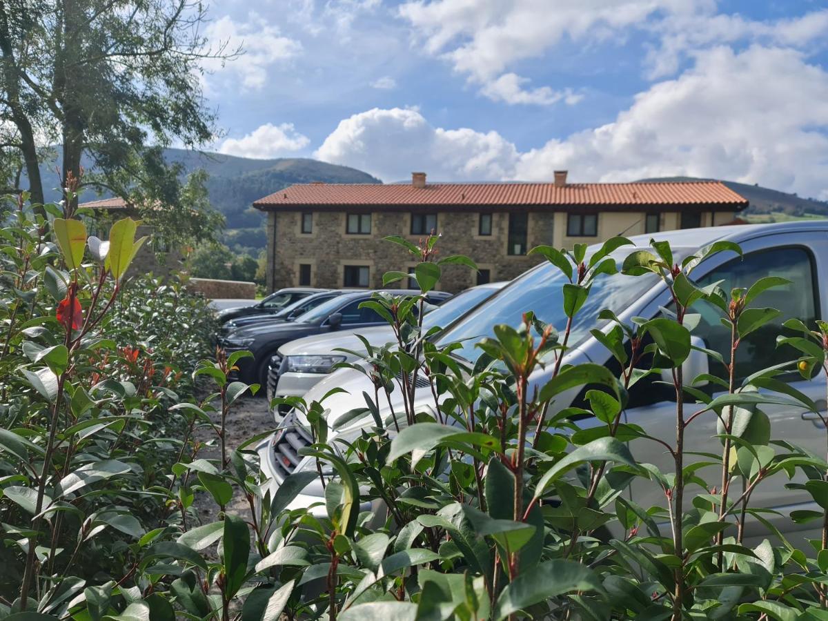 Complejo Rural El Cerradon Guest House Alceda Exterior photo